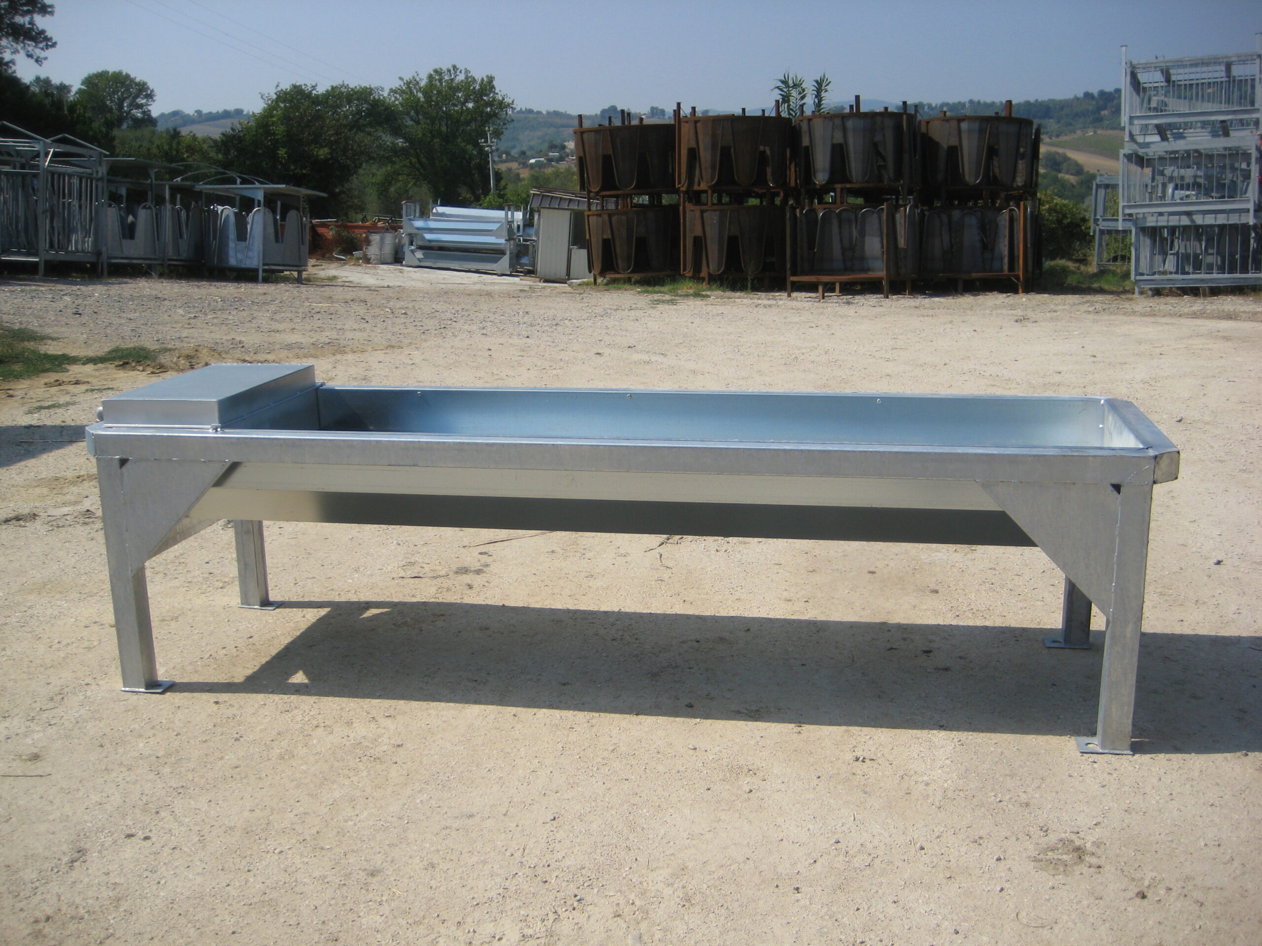 Abbeveratoio Fontanile Zincato 2.00m - 250Lt